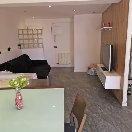 Premium Habitat Cau Del Llop Apartmán *